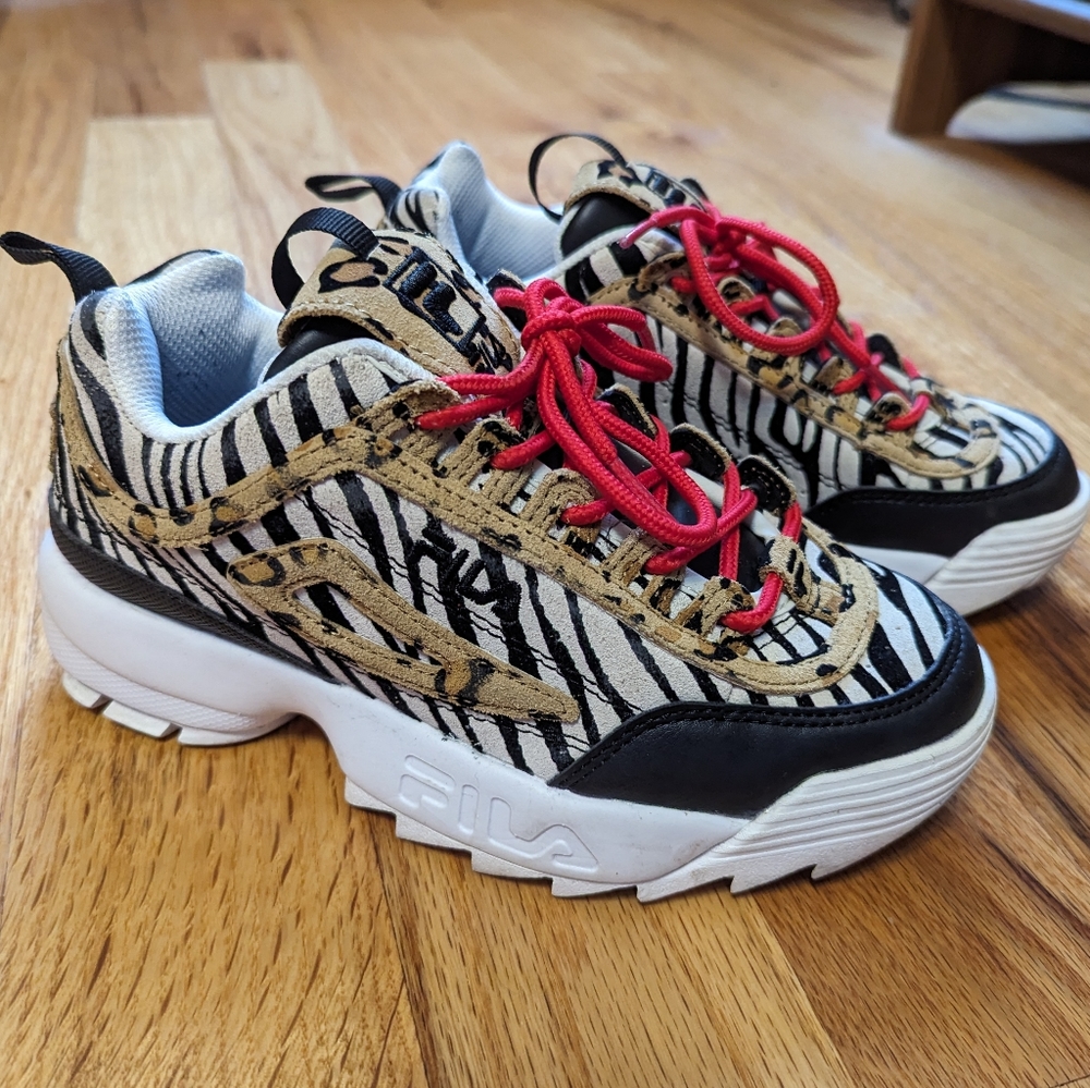 Fila Disruptor 2 Wedge Sneaker women's 6 Animal Print